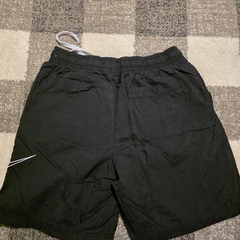 Nike Shorts - Picture 2 of 2